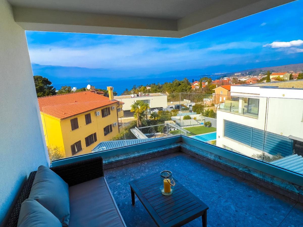 Villa Mirno More Apartments Malinska Exterior photo